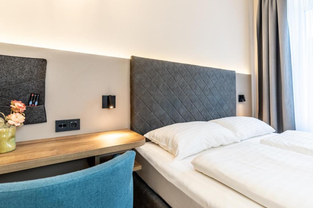 Das Jedermann Boutiquehotel - Tap to explore photos