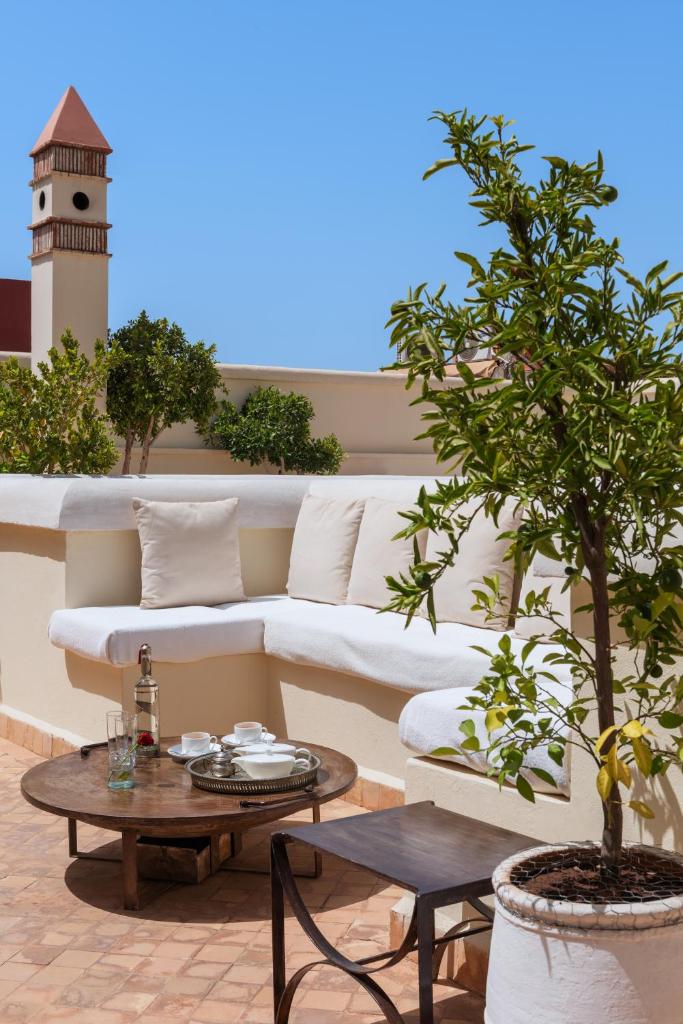 Riad Joya - Tap to explore photos