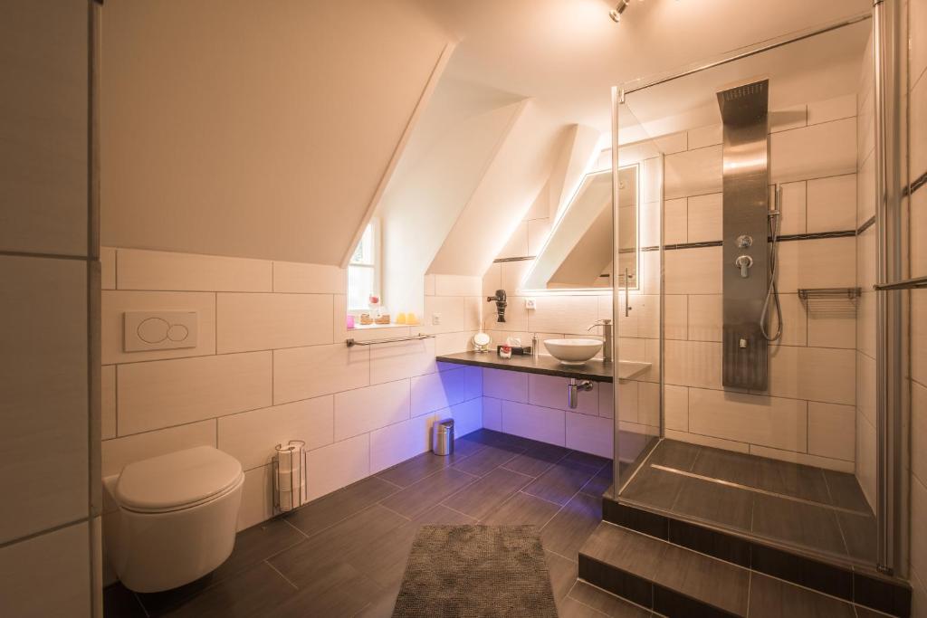 Двухместный (Улучшенный номер с кроватью размера «queen-size» - Вилла), Max Aviation Apartments