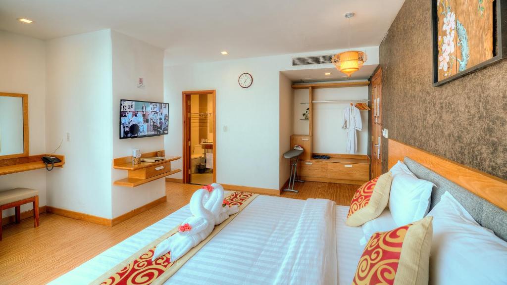 Orussey One Hotel & Apartment Room Type - Deluxe Double Room