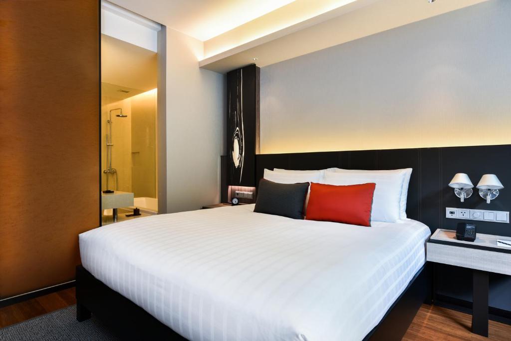 Двухместный (Двухместный номер Делюкс с 1 кроватью), Отель Pullman Bangkok King Power