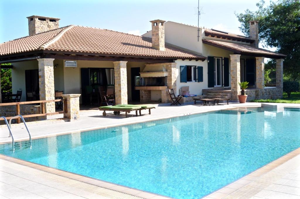 Melpo Estate Kapandriti photo 4