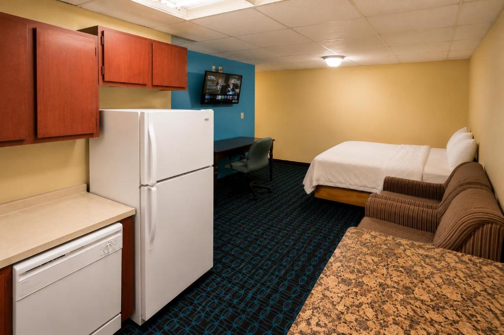 Extended Stay Snyder - Tap to explore photos