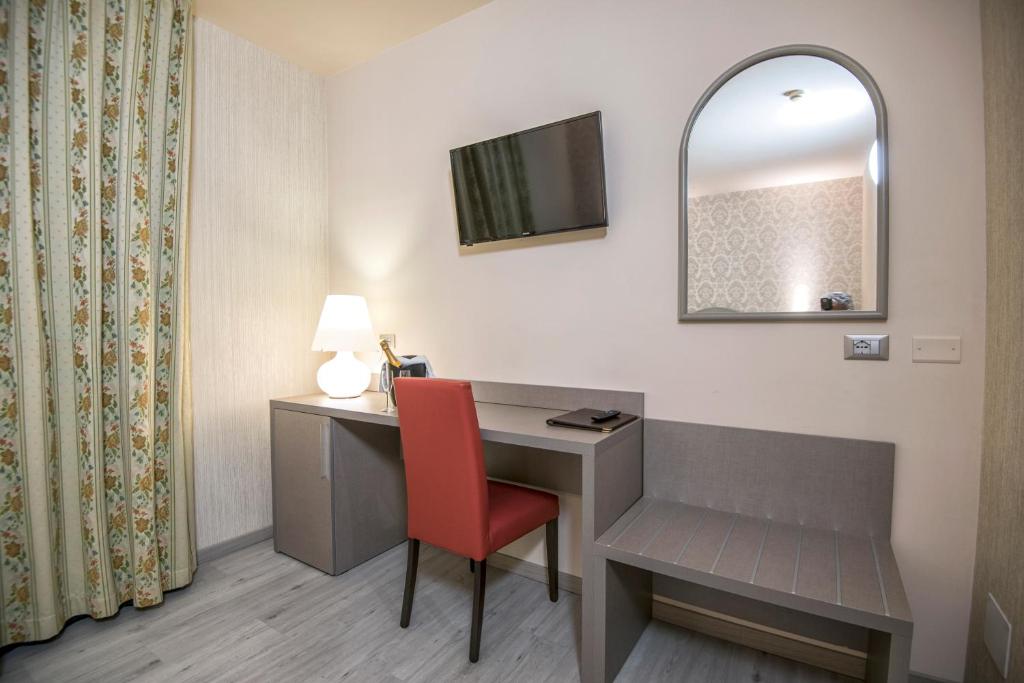 Marchi Hotel Room Type - Double Room