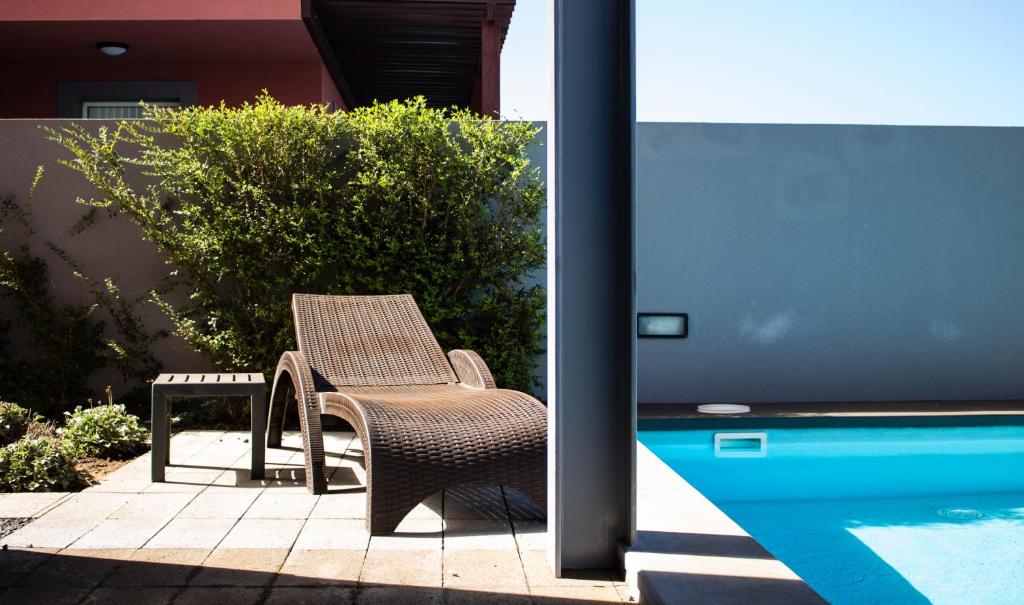 Hill Houses - Savoy Signature