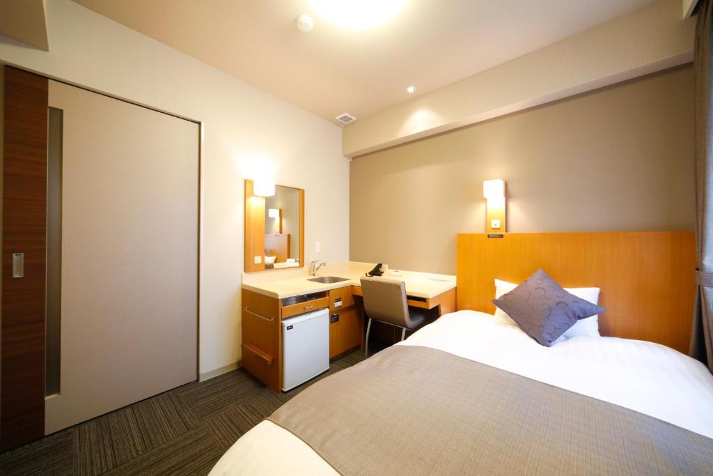 Dormy Inn Toyama Natural Hot Spring photo 3