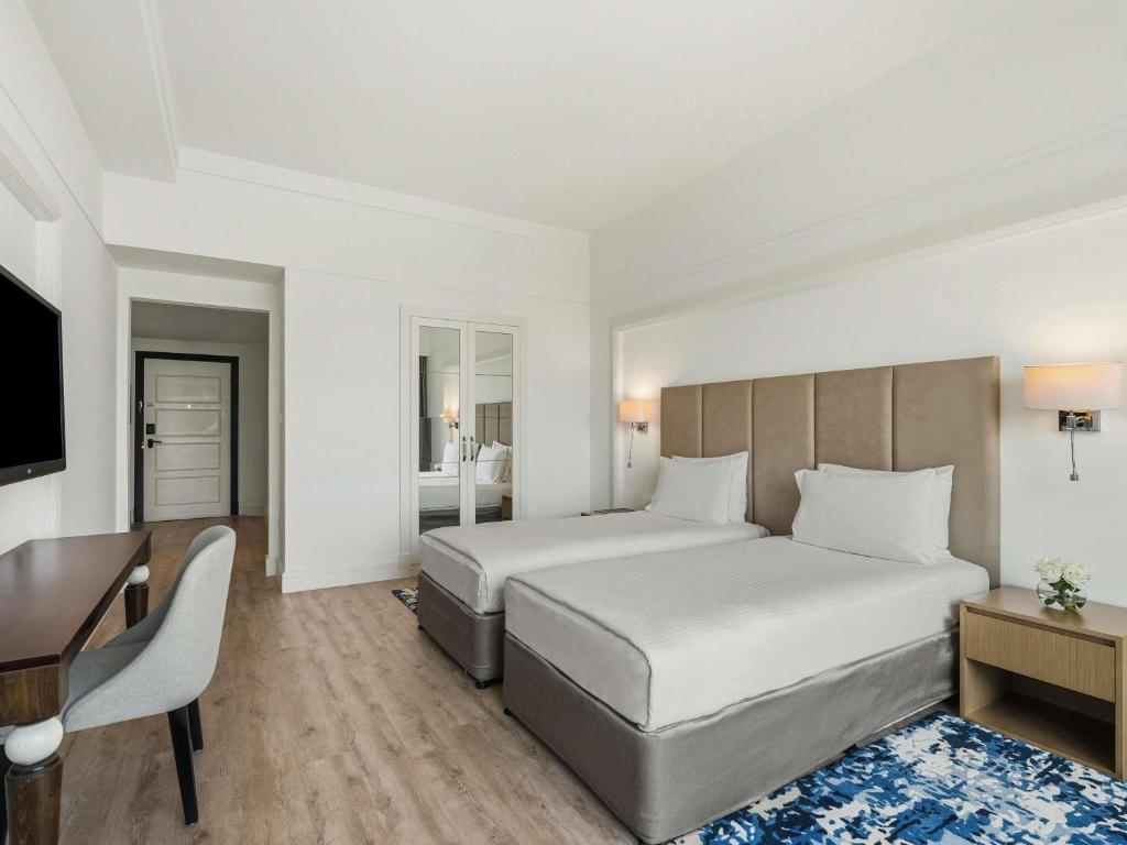 Rixos Bab Al Bahr - Tap to explore photos
