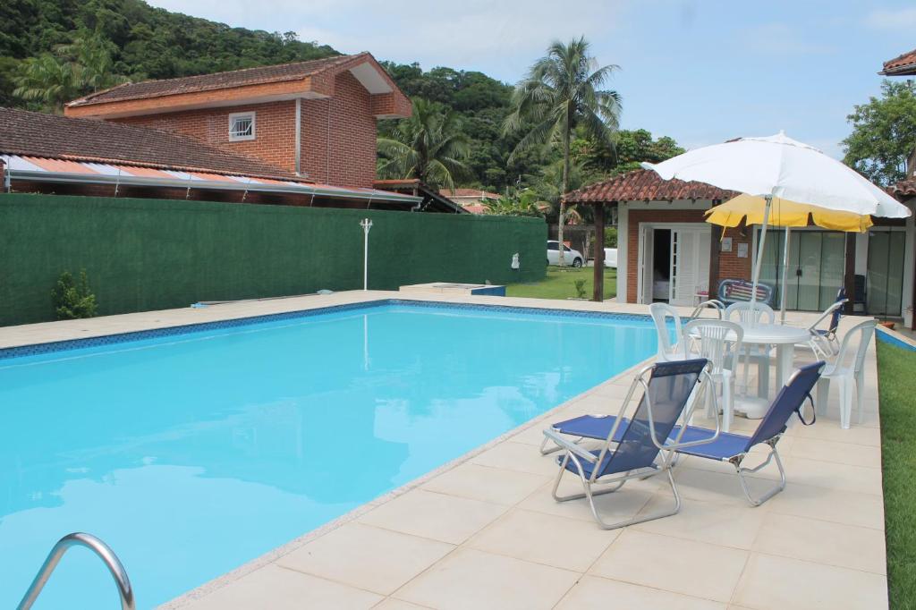 O Melhor Chalé da Praia do Guaiúba, com Churrasqueira e Piscina Gigante photo 1