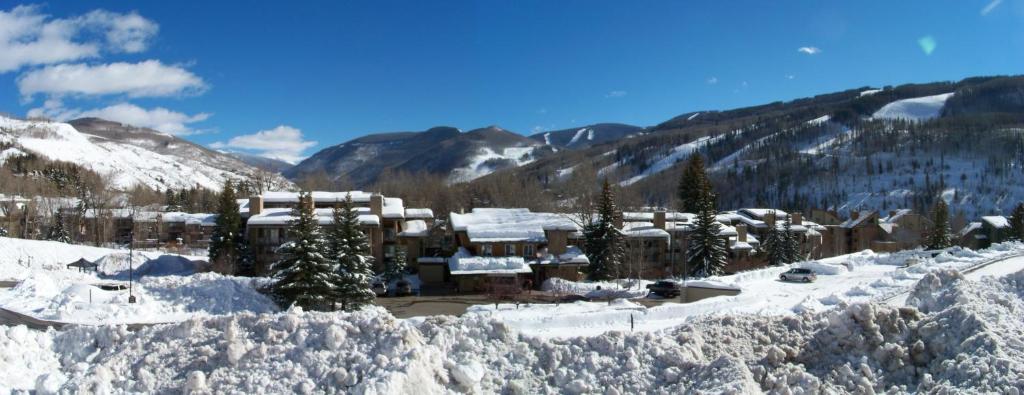 Sandstone Creek Club Condominiums image