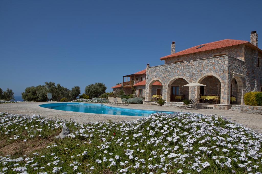 Pegasus Resort photo 2