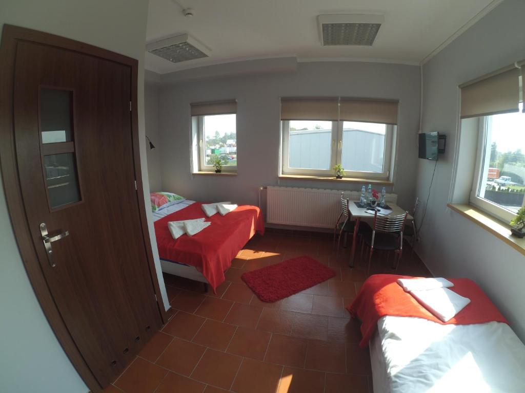 Семейный (Cемейный номер с собственной ванной комнатой), Hostel Bazar