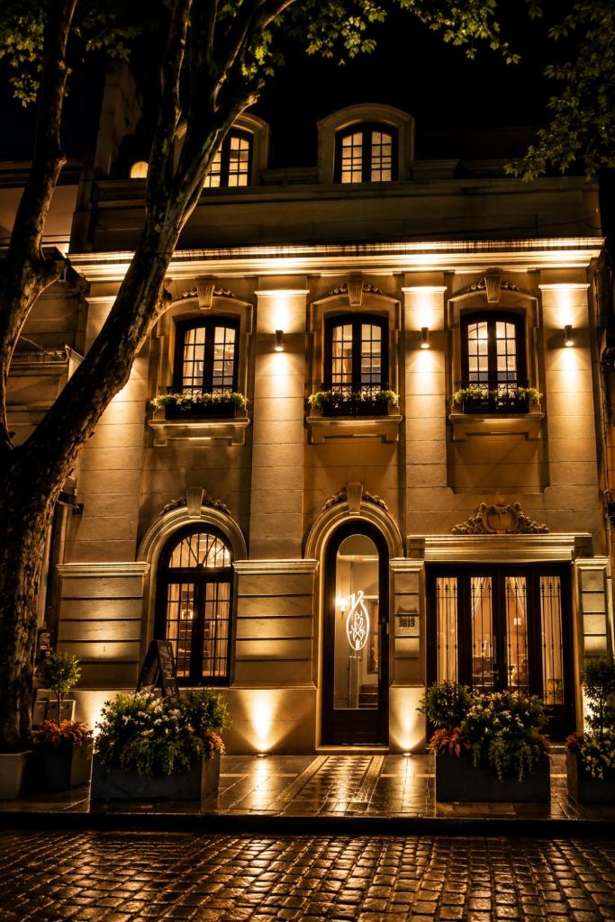 Miravida Soho Hotel & Wine Bar - Tap to explore photos