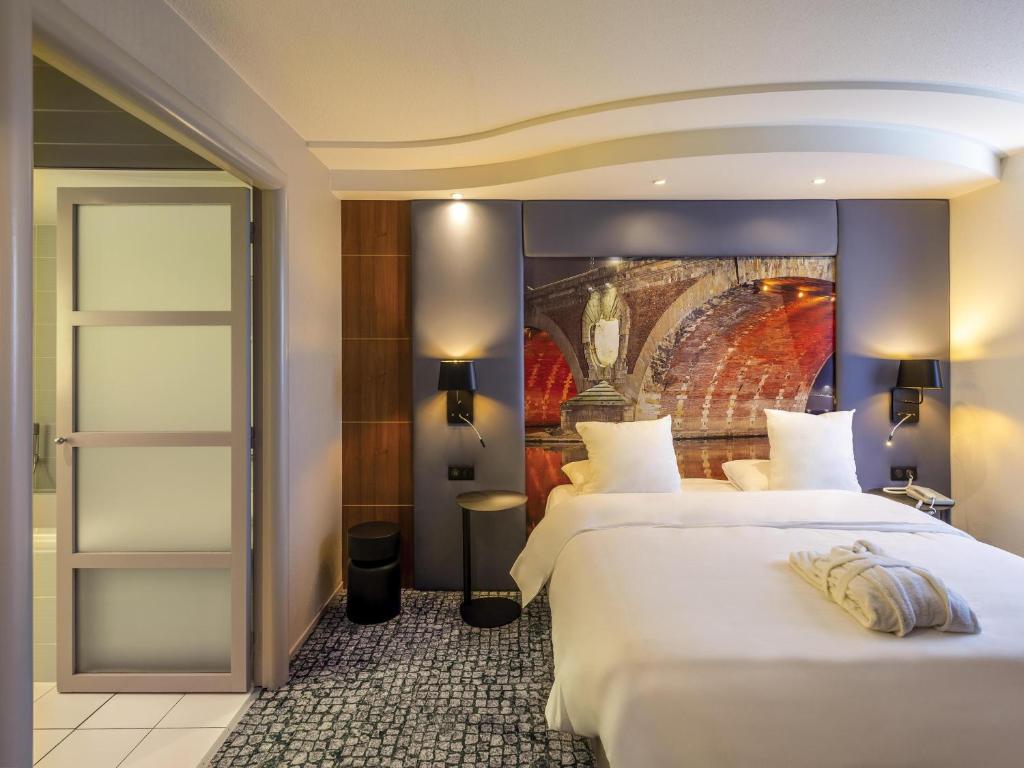 Mercure Toulouse Centre Compans Hotel Room Type - Superior Suite with Sofa