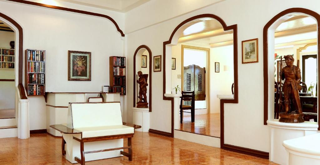 Guindulman Bay Tourist Inn photo 2