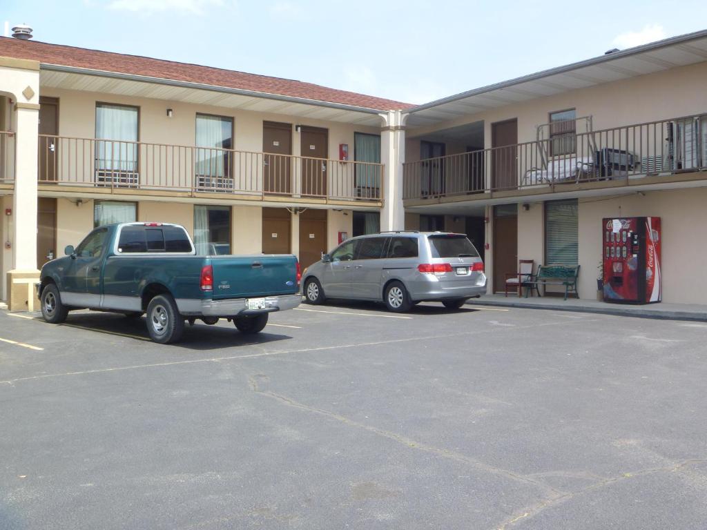 Parkway Inn photo 4