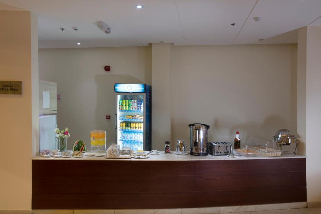 Grand Lily Hotel Suites photo 2