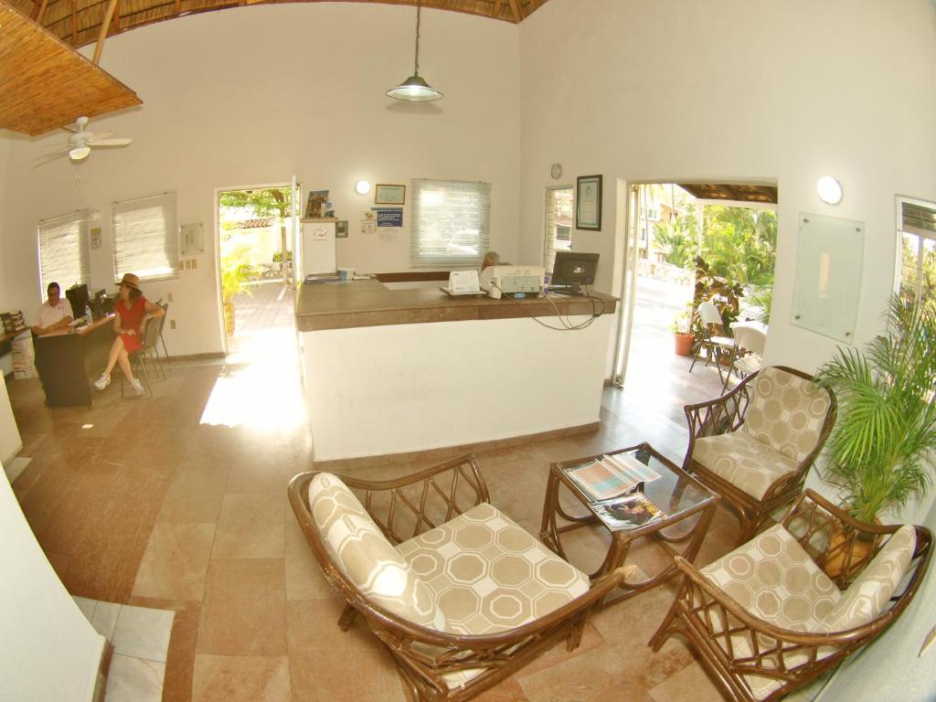 Villas del Palmar Manzanillo with Beach Club photo 3