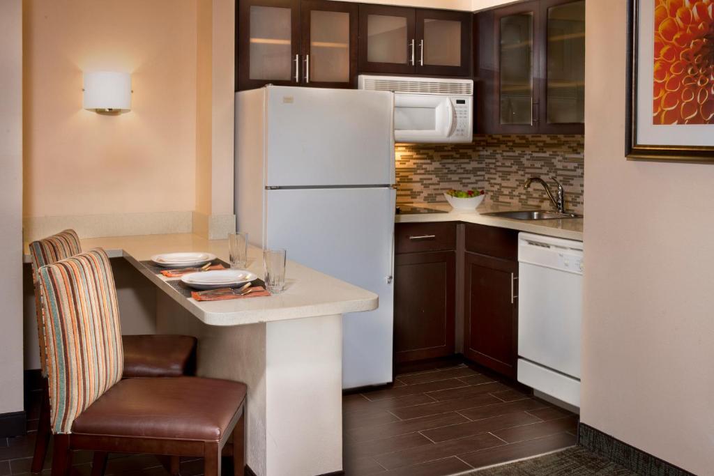 Staybridge Suites Myrtle Beach-Fantasy Harbour, an IHG Hotel photo 1
