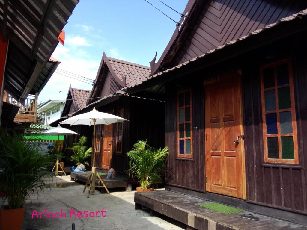 KTT Resort Sukhothai & Motorbikes for rent & bicycles for rent photo 1