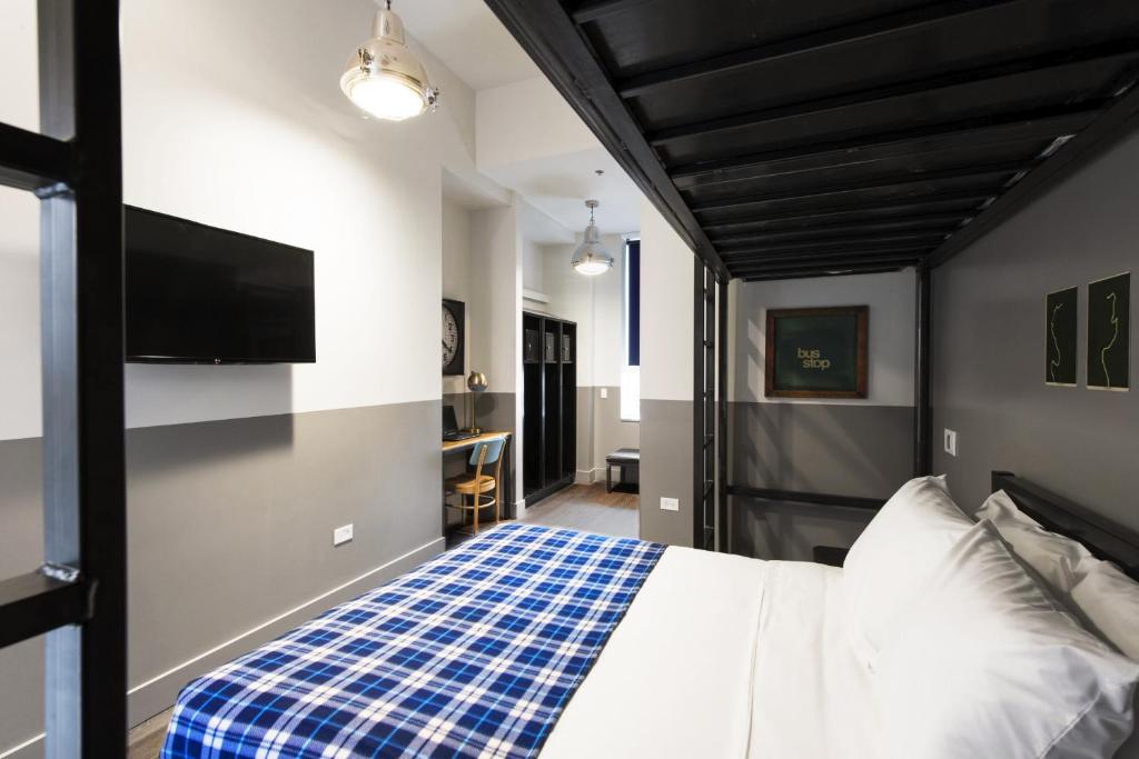 Семейный (Фирменный номер с кроватью размера 