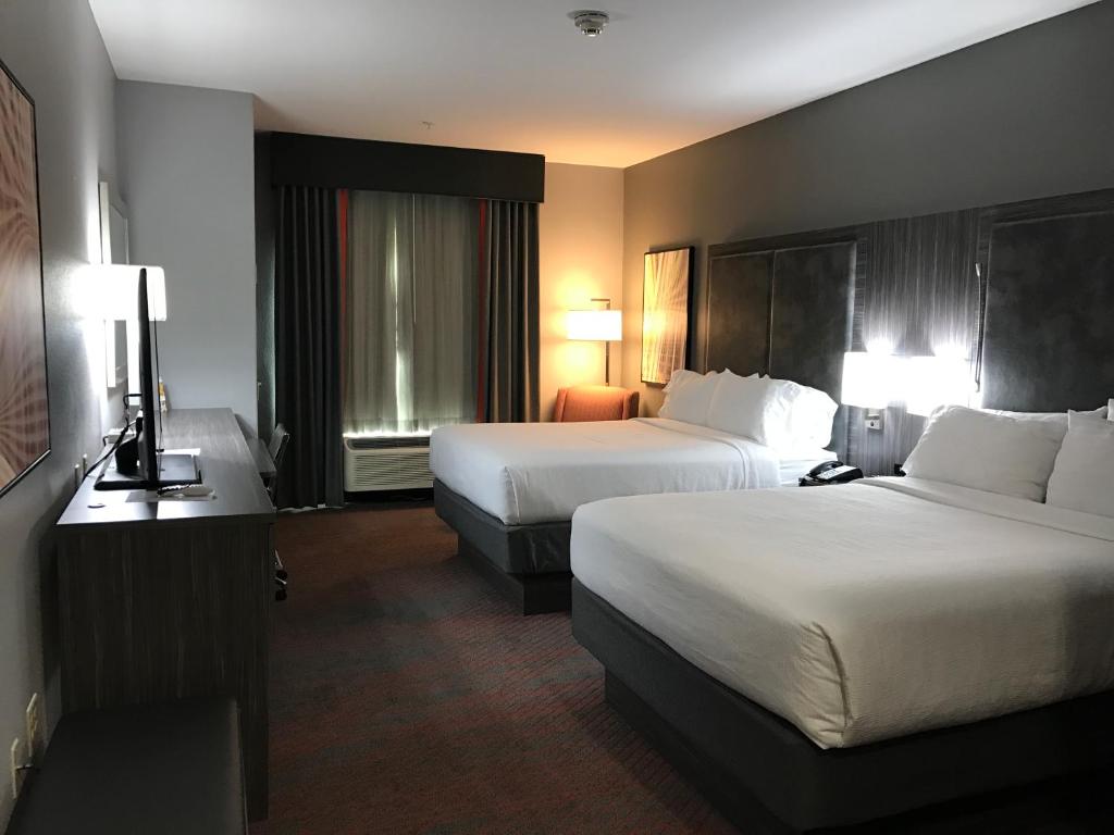 Holiday Inn Abilene - North College Area, an IHG Hotel photo 2
