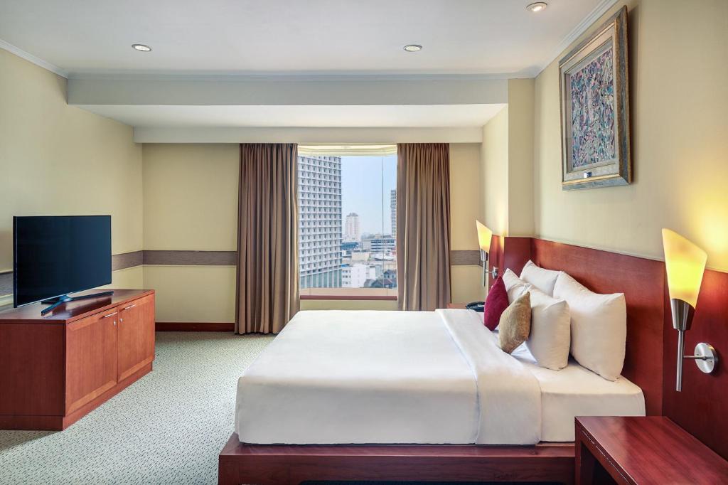 Двухместный (Представительский двухместный номер с 1 кроватью), Mercure Jakarta Kota