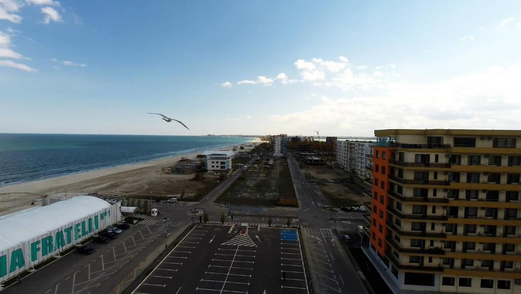 Апартаменты (Апартаменты с видом на море), Chic Sea View Apartment Mamaia