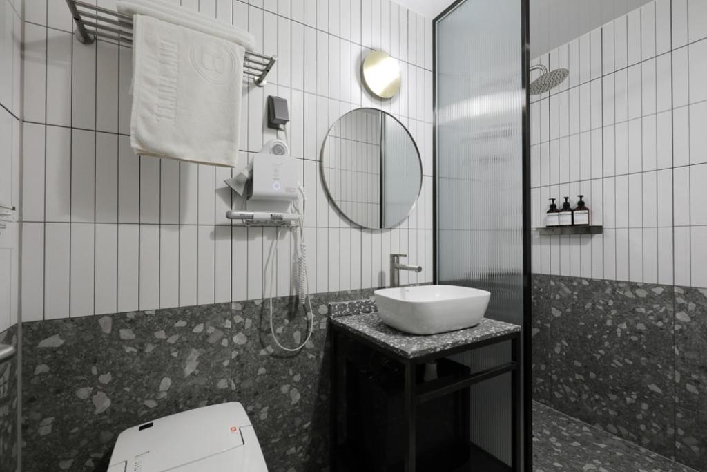 Wonju Brown Dot Hotel Corporate City - Tap to explore photos