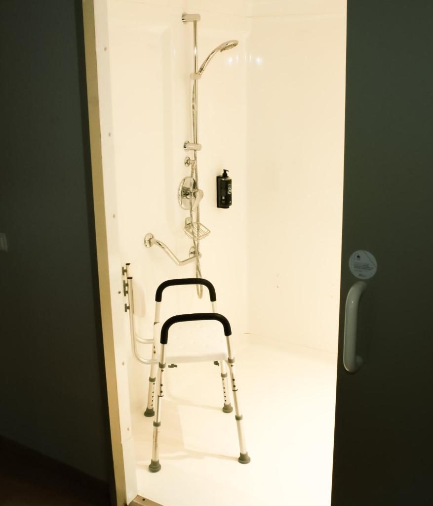 ibis budget Saint-Omer Centre - Tap to explore photos