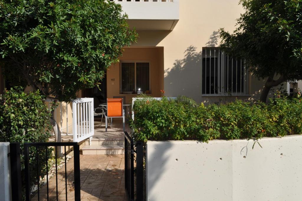 Sunset Garden Villa photo 3