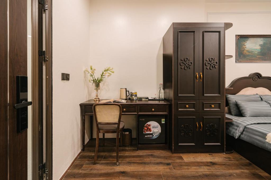 Anora De Van Residences - Near Train station- Van Mieu Ha Noi - Tap to explore photos