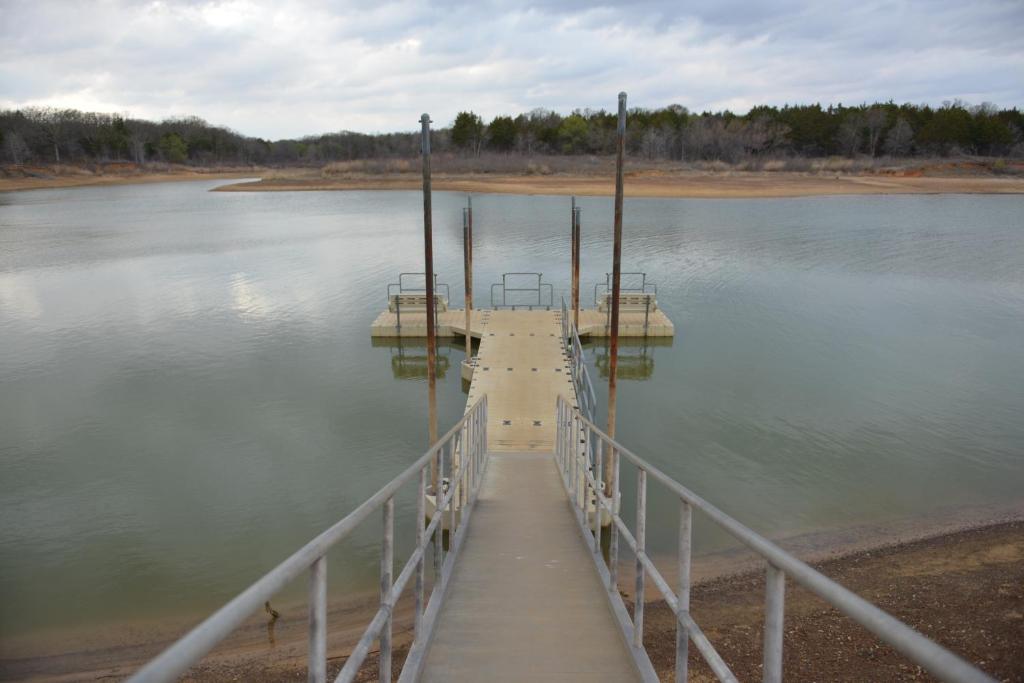 Lake Texoma Camping Resort Cabin 1 photo 4