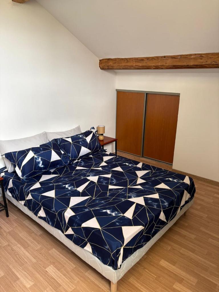 Modern 3-star villa, 3 bedrooms, private parking, Herault