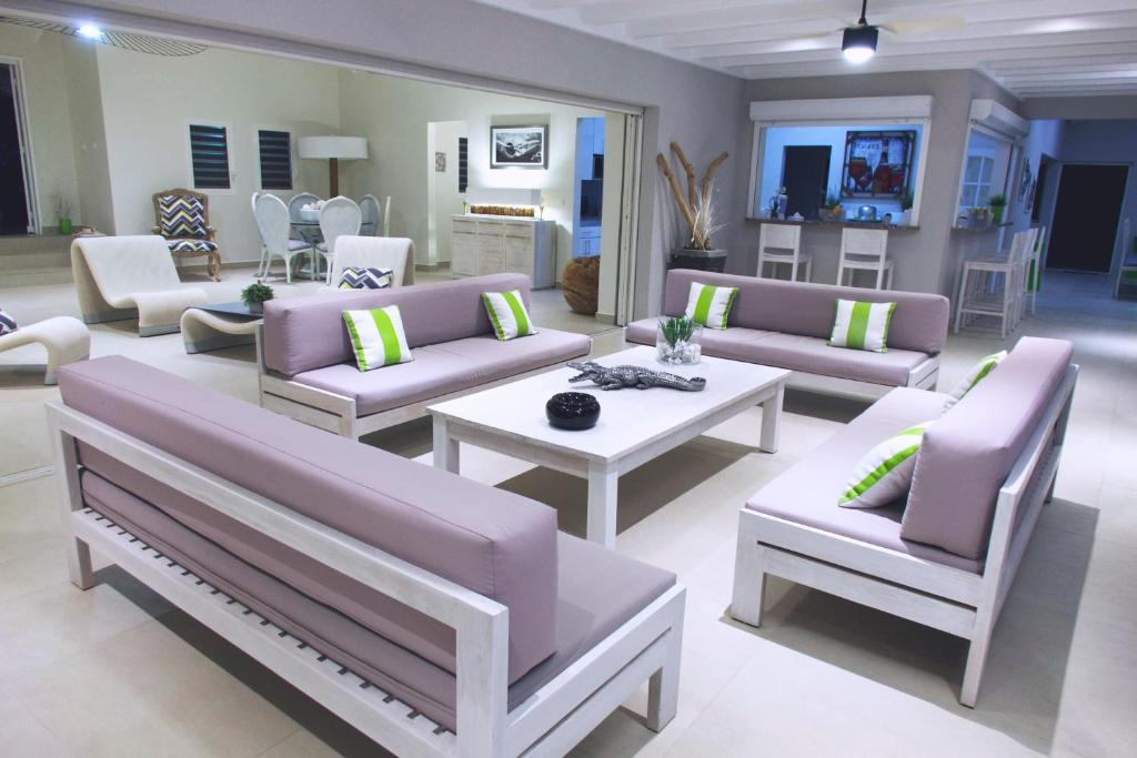Seafacing Villas Apartments Rentals photo 2