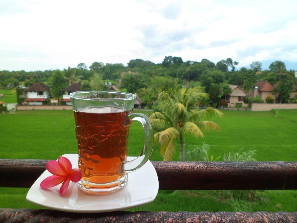 Двухместный (Двухместный номер с 2 отдельными кроватями и окном), Nuriani Restaurant and Rooms