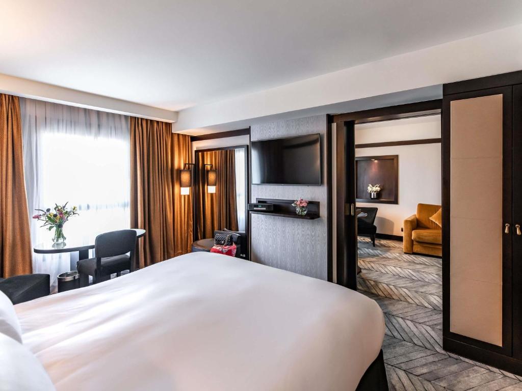 Sofitel Lisbon Liberdade - Tap to explore photos