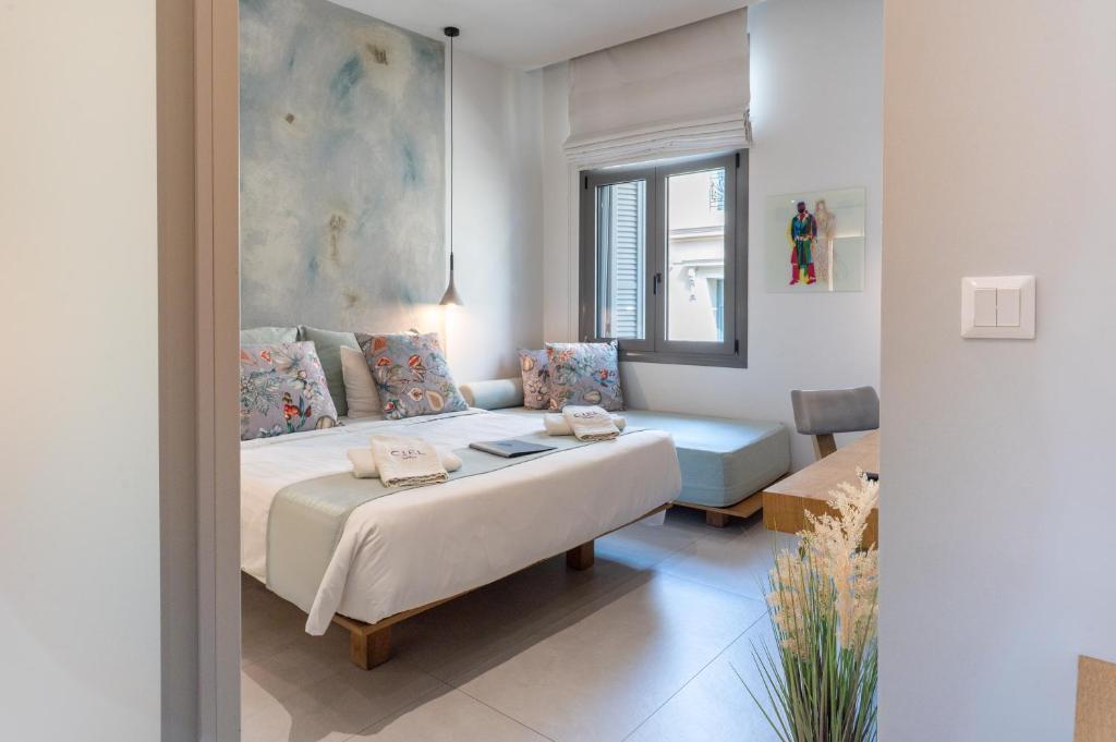 Ciel Suites Athens - Tap to explore photos
