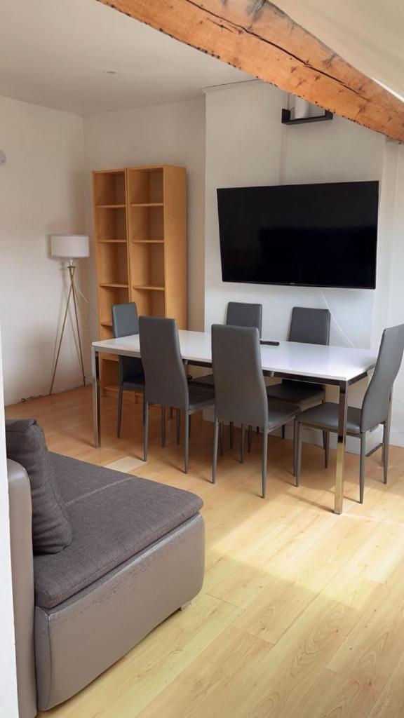 European District Apartment Thirteen, Brussels