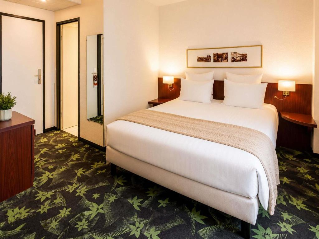 Mercure Lourdes Imperial Room Type - Standard Double Room