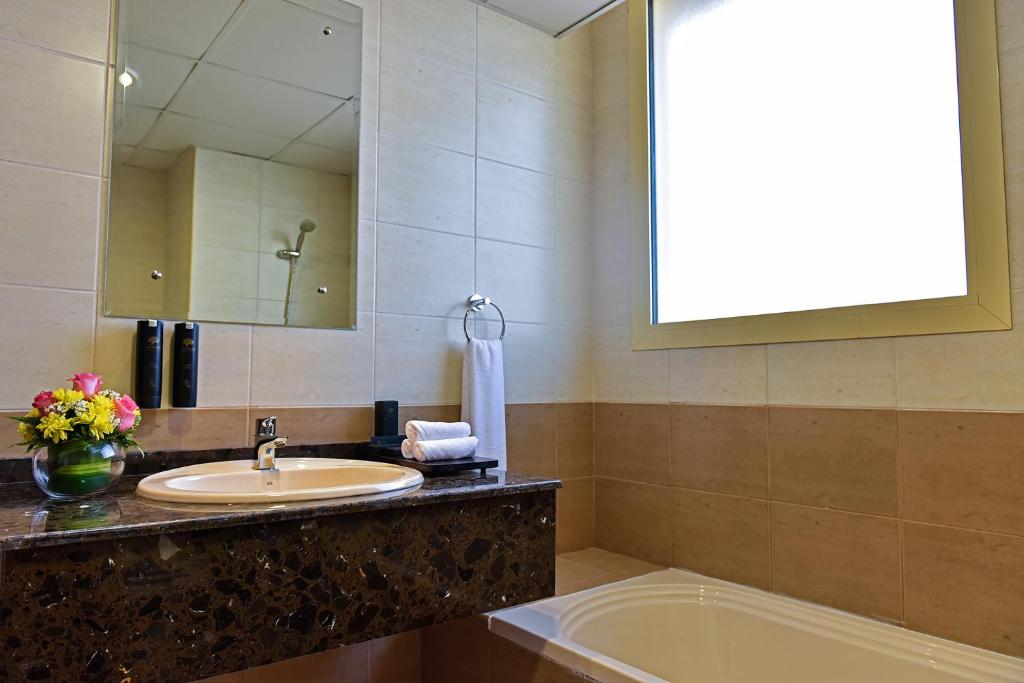 Апартаменты (Апартаменты с видом на море), Курортный отель Jannah Resort & Villas Ras El Khaimah