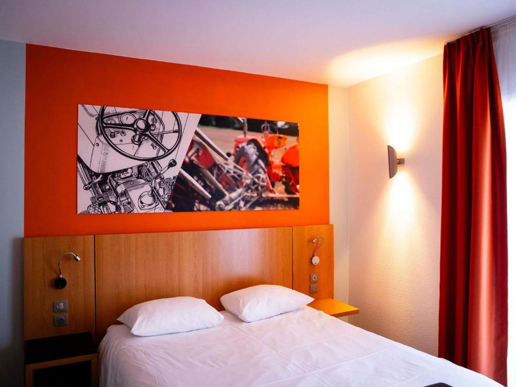 ibis Styles Bourbon Lancy - Tap to explore photos