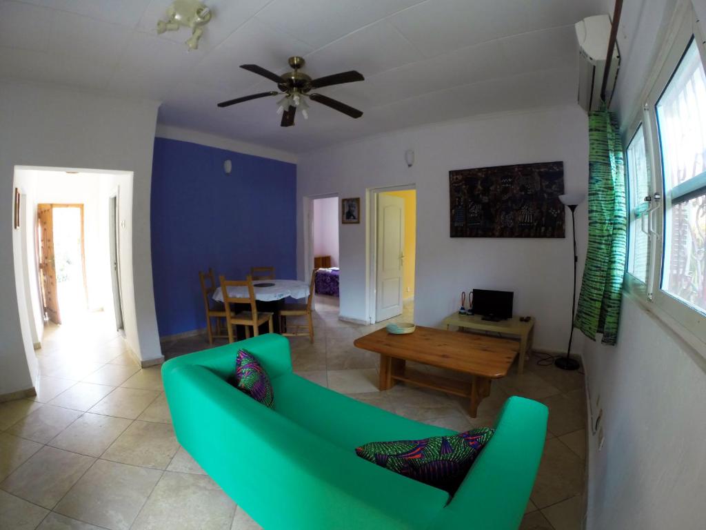 Sanchaba Yellow Apartments photo 2