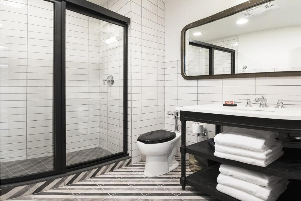 Двухместный (Номер Делюкс с кроватью размера «queen-size»), The Chicago Hotel Collection River North Mag Mile