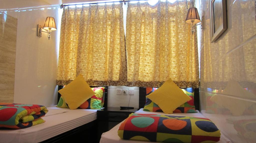 Двухместный (Двухместный номер с 2 отдельными кроватями), Ashoka Hostel