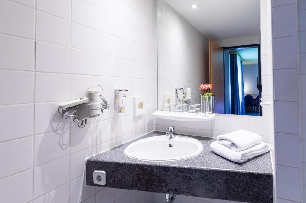 Garner Hotel Cottbus Sud by IHG - Tap to explore photos