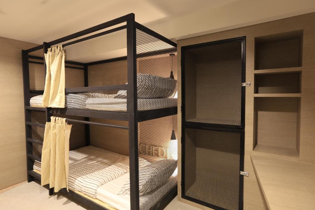 Номер (Кровать в общем 4-местном номере для мужчин и женщин), Chedi View Hostel