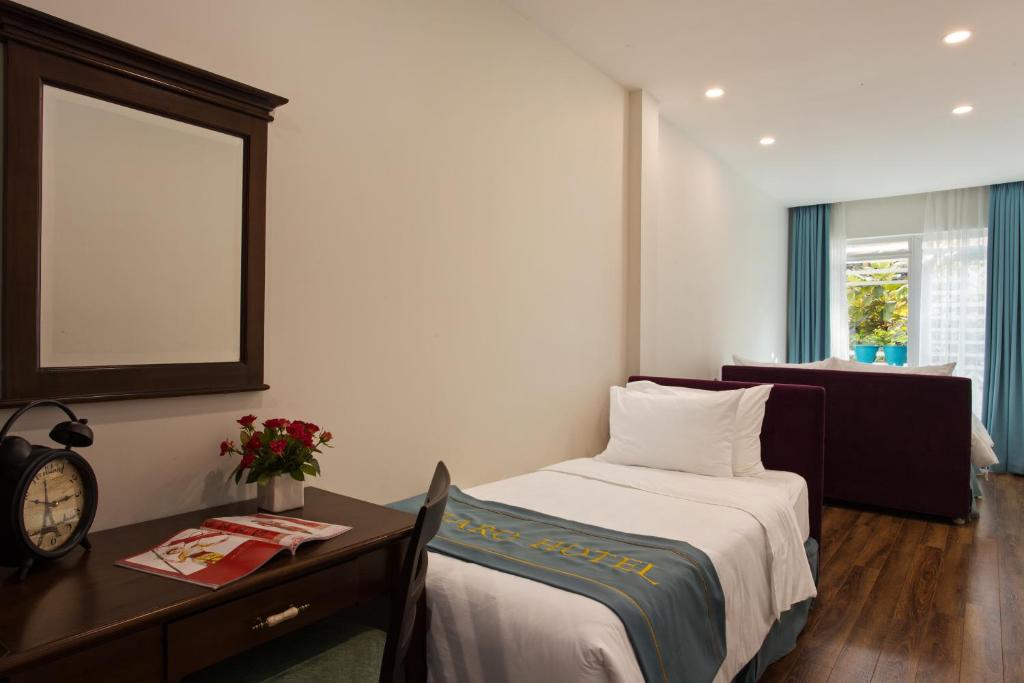 Семейный (Семейный номер с собственной внешней ванной), Maro Hotel
