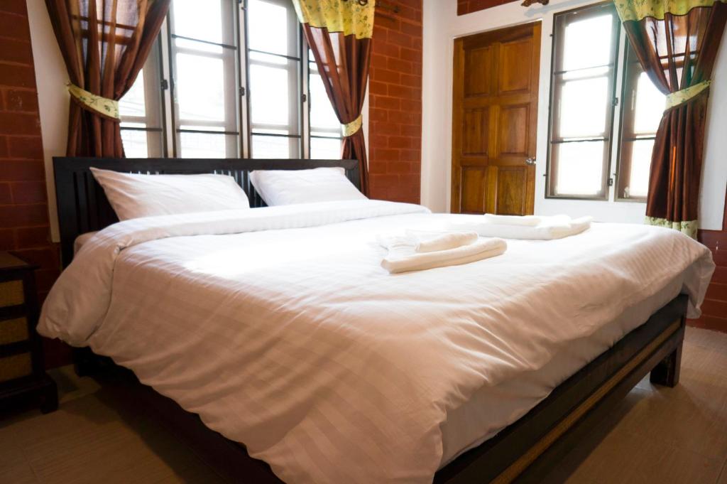 Двухместный (Двухместный номер с 1 кроватью и балконом), Summer Guesthouse and Hostel