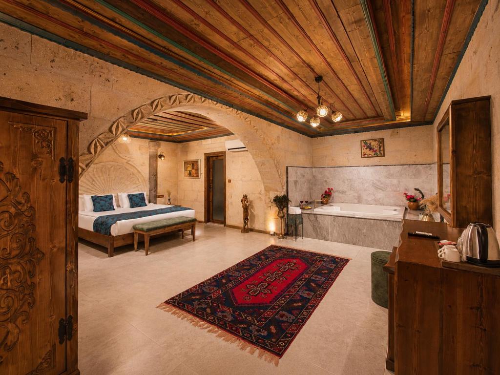 Premium Cappadocia Room Type - Deluxe Suite with Spa Bath