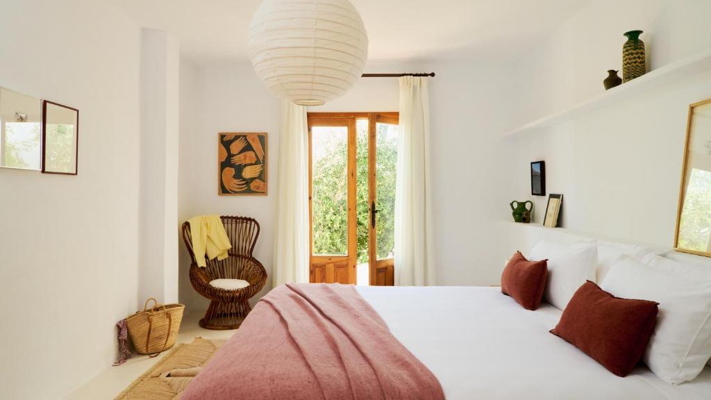 Petunia Ibiza, a Beaumier Hotel - Tap to explore photos